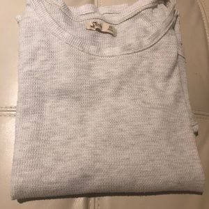Comfy Hollister top